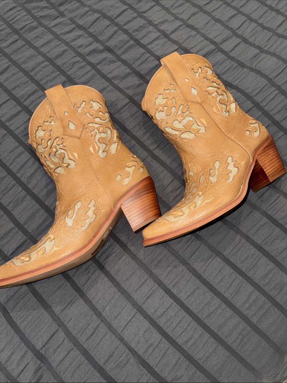 Tan Embroidered Western Heeled Boots - Women's - Picture 8 of 8